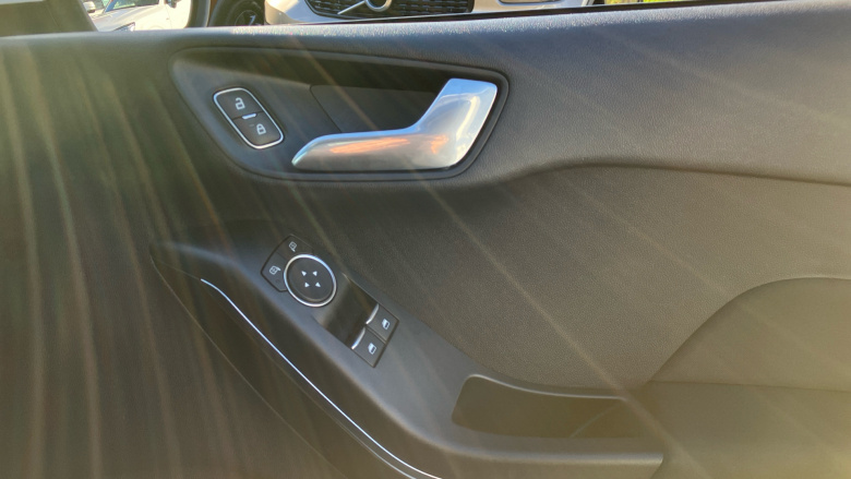 Ford Fiesta 1.0 EcoBoost Zetec 5dr Petrol Hatchback